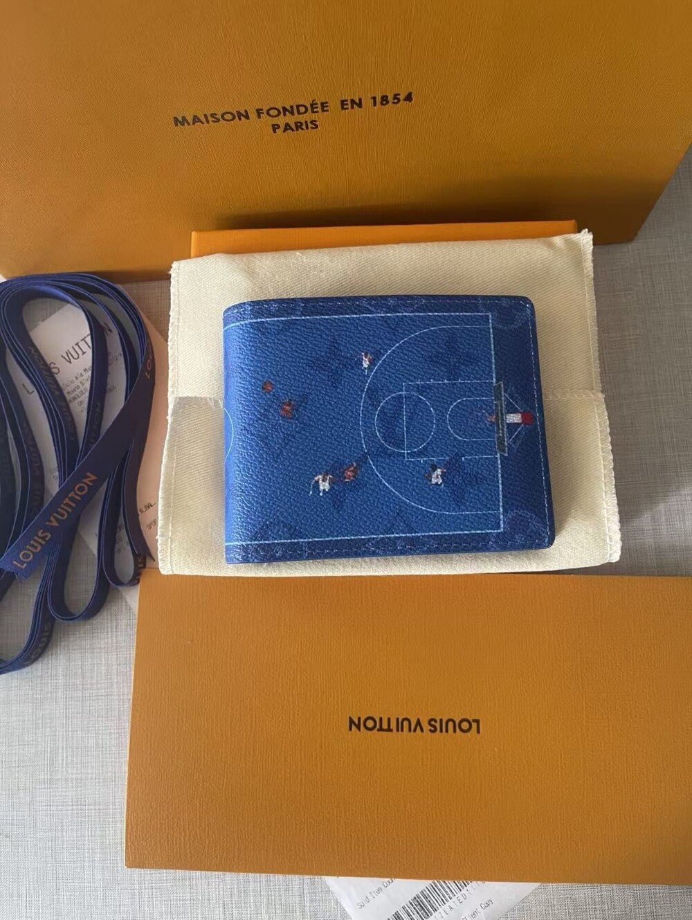 Louis Vuitton  Slender Wallet